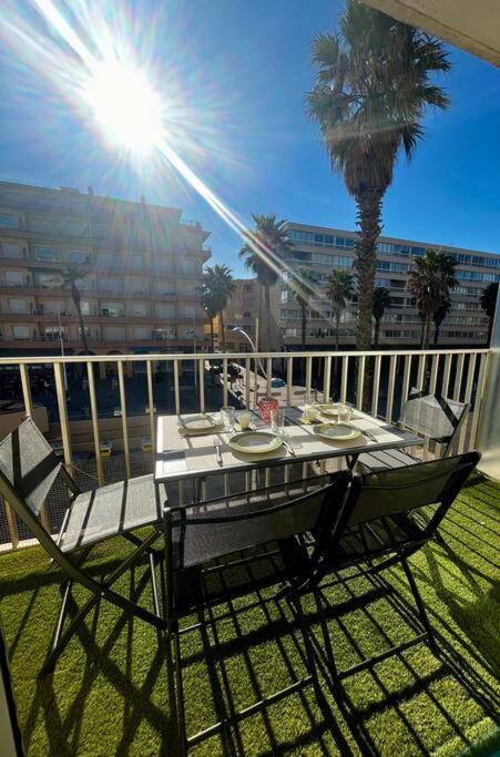 Appartement 20 Mts Plage, Pl Mediterranee, Vue Mer Parking Canet-en-Roussillon Exterior photo