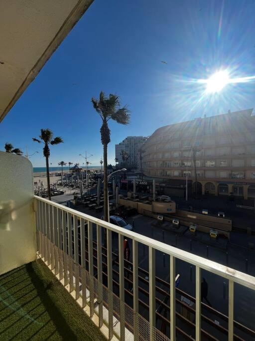 Appartement 20 Mts Plage, Pl Mediterranee, Vue Mer Parking Canet-en-Roussillon Exterior photo