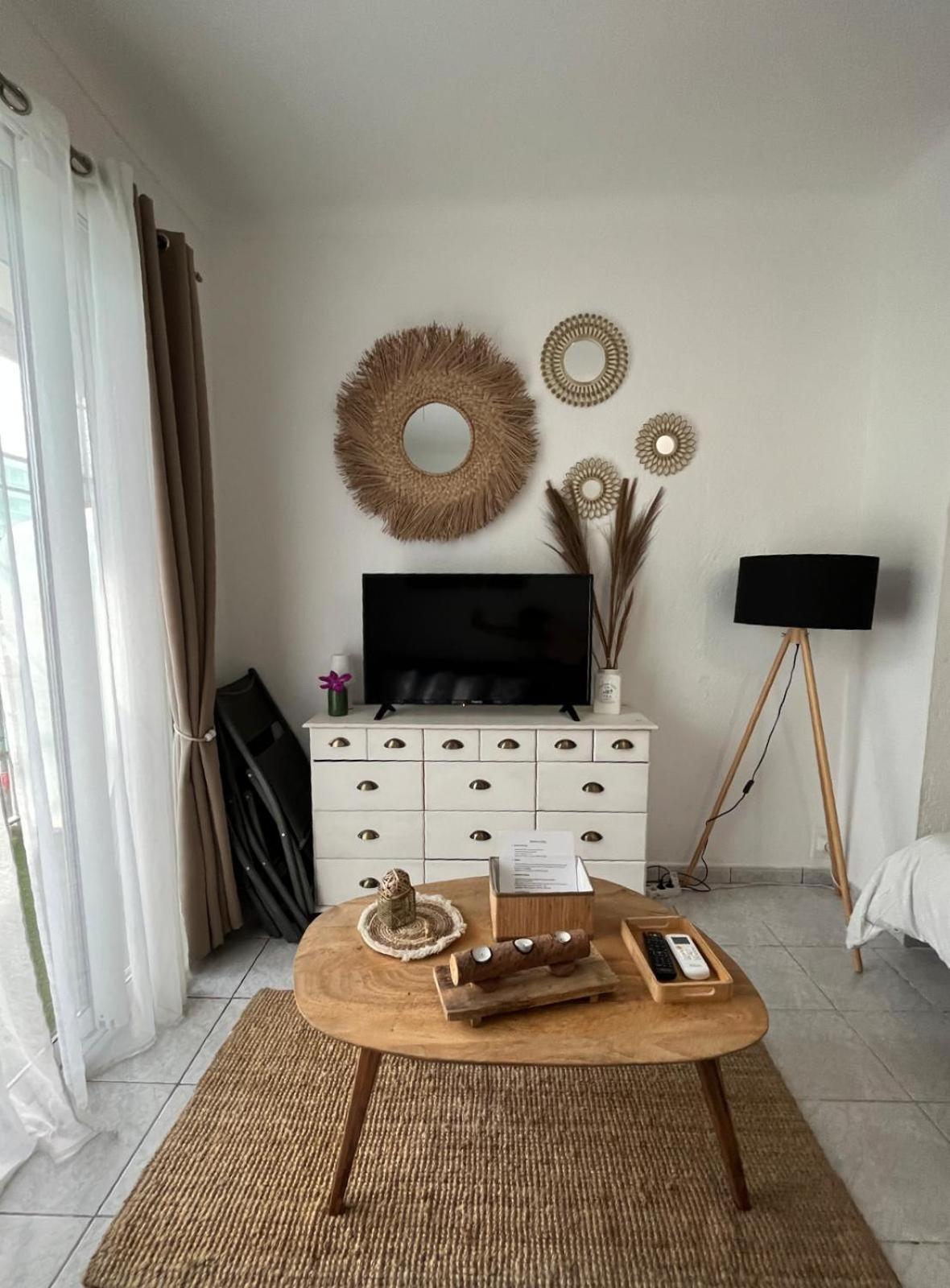 Appartement 20 Mts Plage, Pl Mediterranee, Vue Mer Parking Canet-en-Roussillon Exterior photo