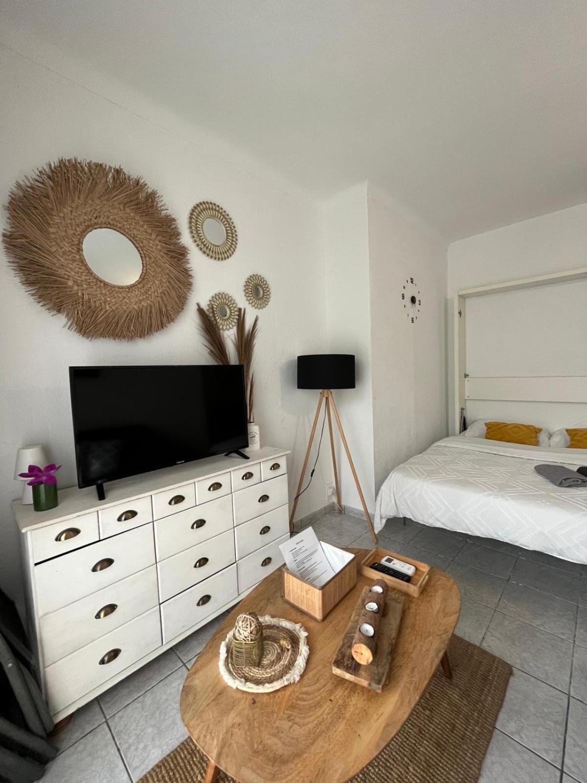 Appartement 20 Mts Plage, Pl Mediterranee, Vue Mer Parking Canet-en-Roussillon Exterior photo