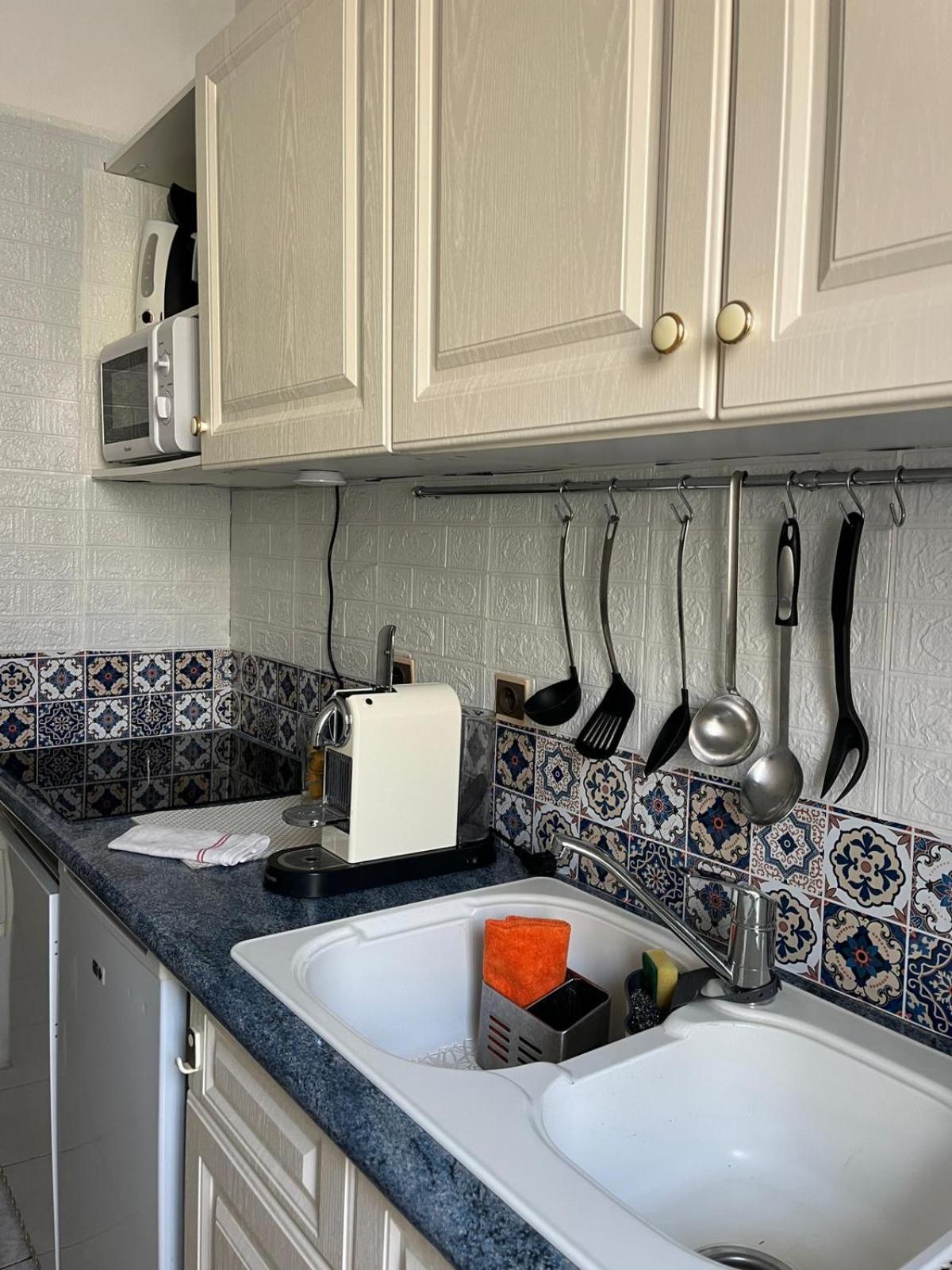 Appartement 20 Mts Plage, Pl Mediterranee, Vue Mer Parking Canet-en-Roussillon Exterior photo